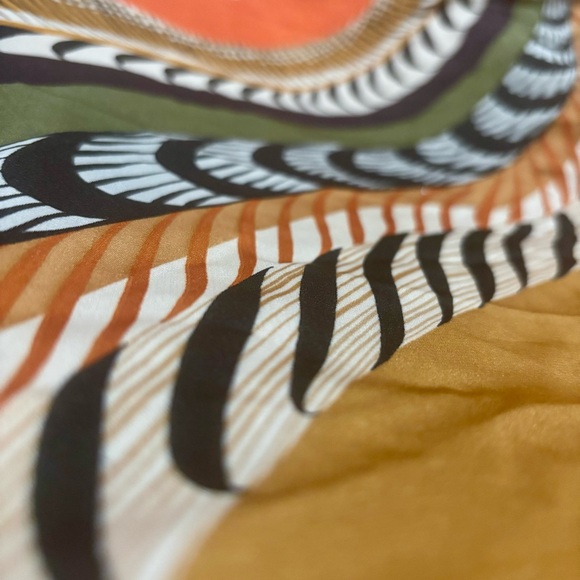 Colorful Patterned Scarf - Picture 4 of 4